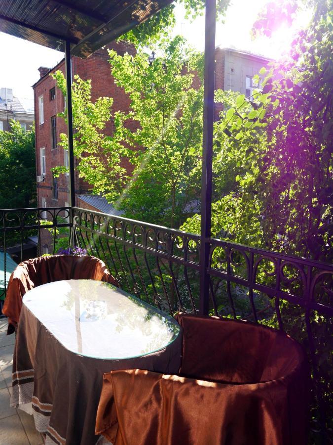 Kizhi Art Hotel Kharkov Luaran gambar