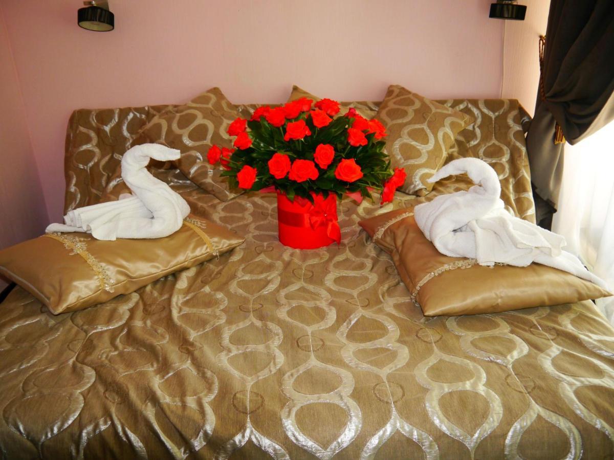 Kizhi Art Hotel Kharkov Luaran gambar