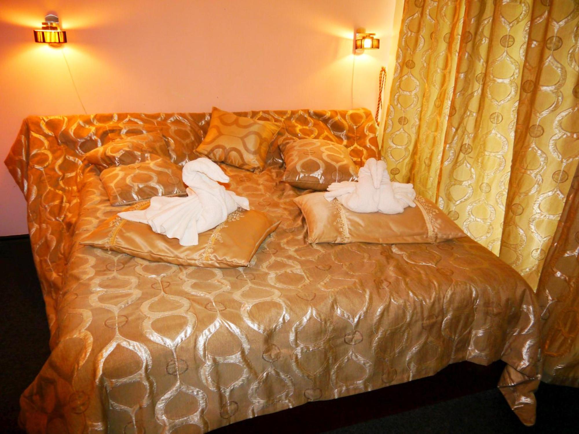 Kizhi Art Hotel Kharkov Luaran gambar