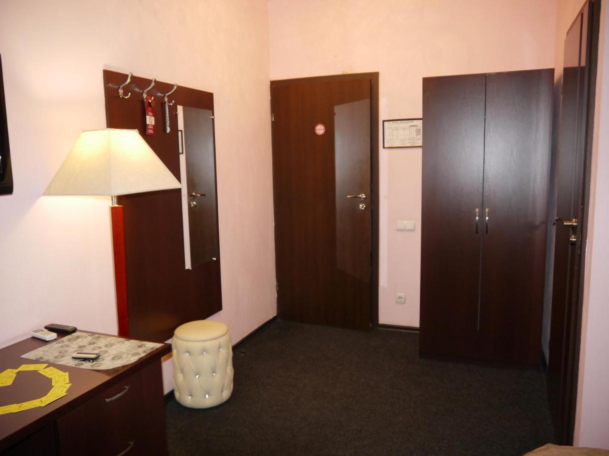Kizhi Art Hotel Kharkov Luaran gambar