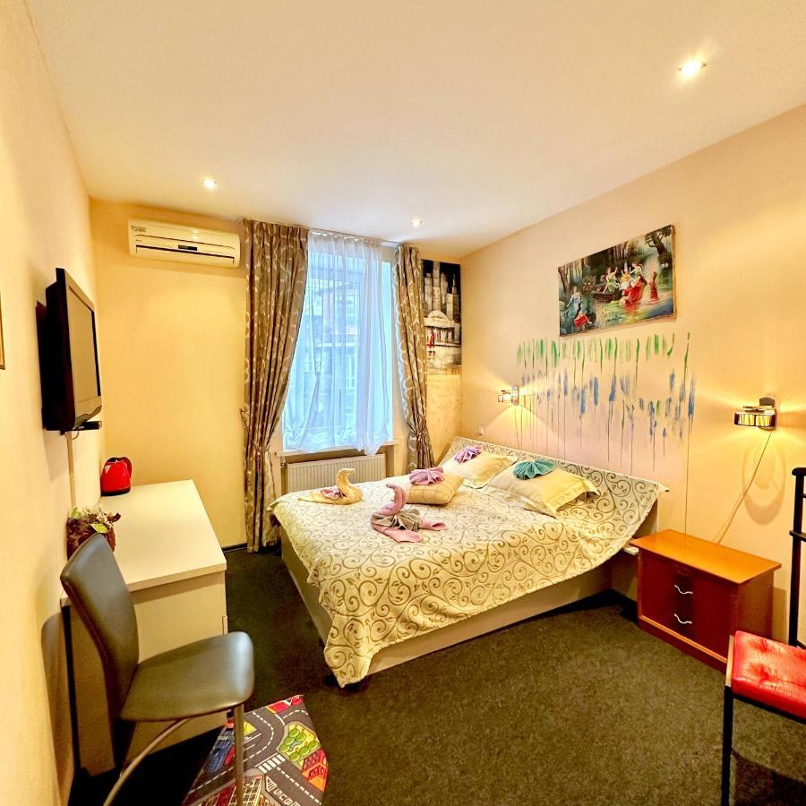 Kizhi Art Hotel Kharkov Luaran gambar