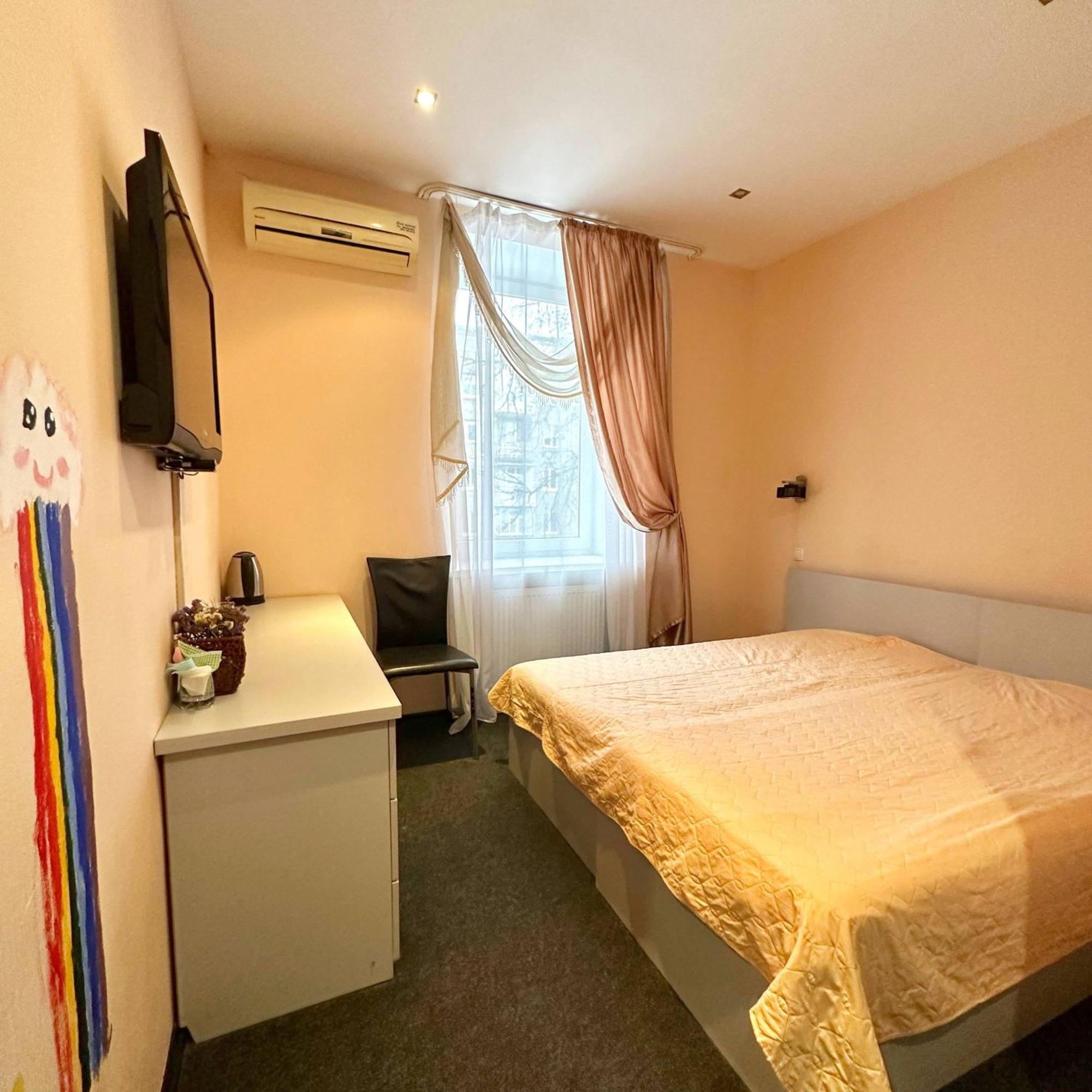 Kizhi Art Hotel Kharkov Luaran gambar